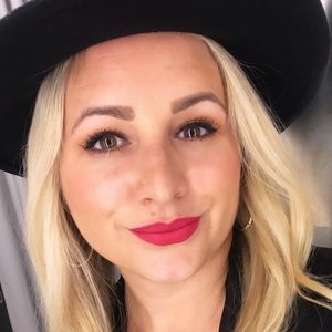 Meet your Posher, Brittney